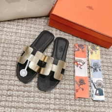 Hermes Slippers